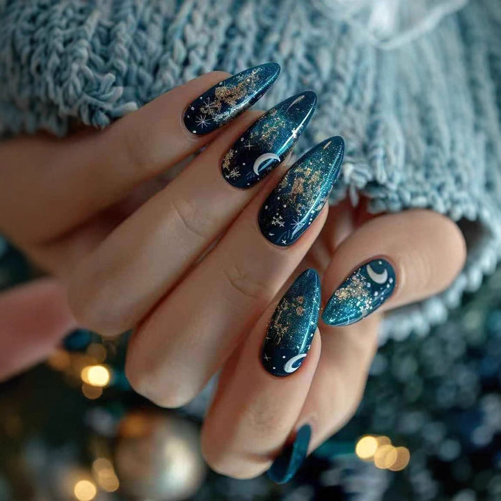 Glamorous artificial nails with sparkling star and moon motifs Bowlift