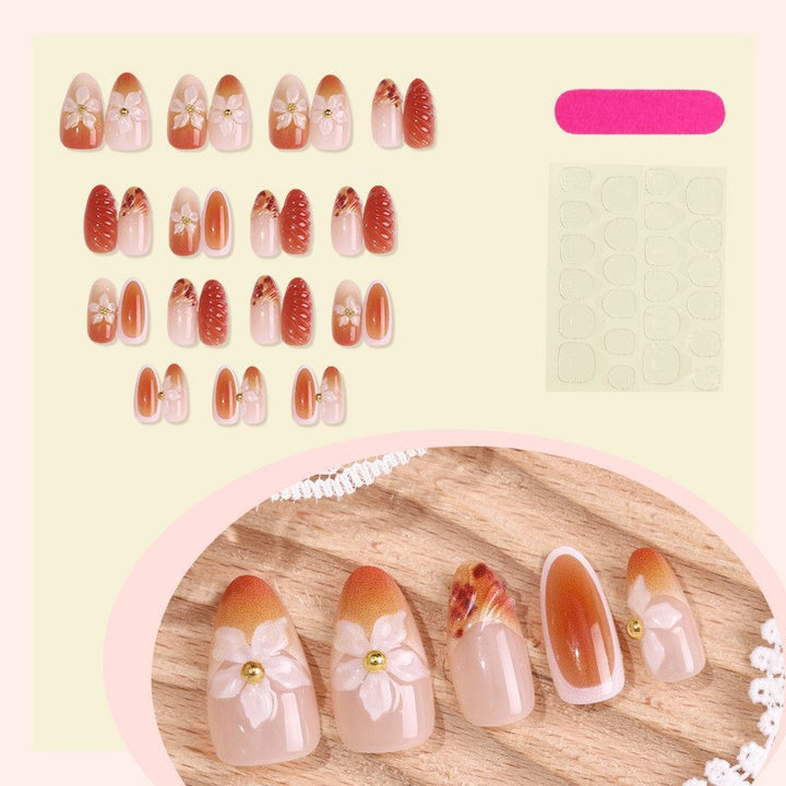 Creative and Artistic Nail Tips Bowlift