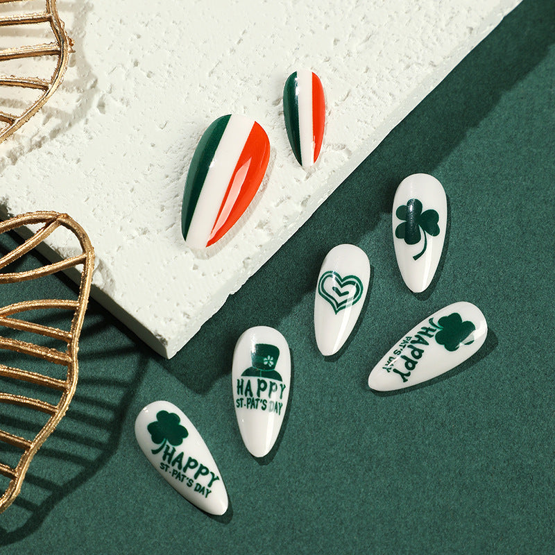 Trendy Nail Art in Irish Style Bowlift