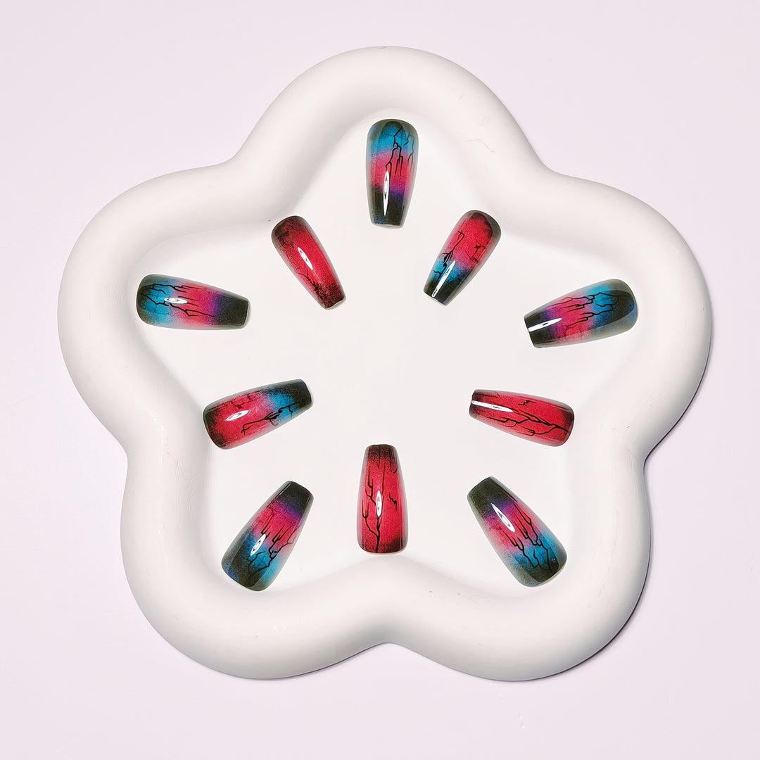 Trendy Artificial Nail Set with Gradient and Lacquer Effect Bowlift