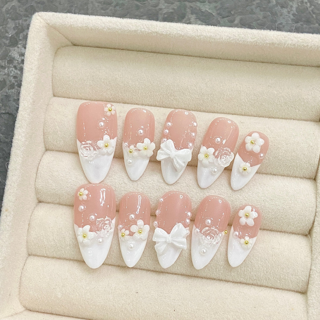 Elegant Artificial Nail Set with Floral Accents Bowlift