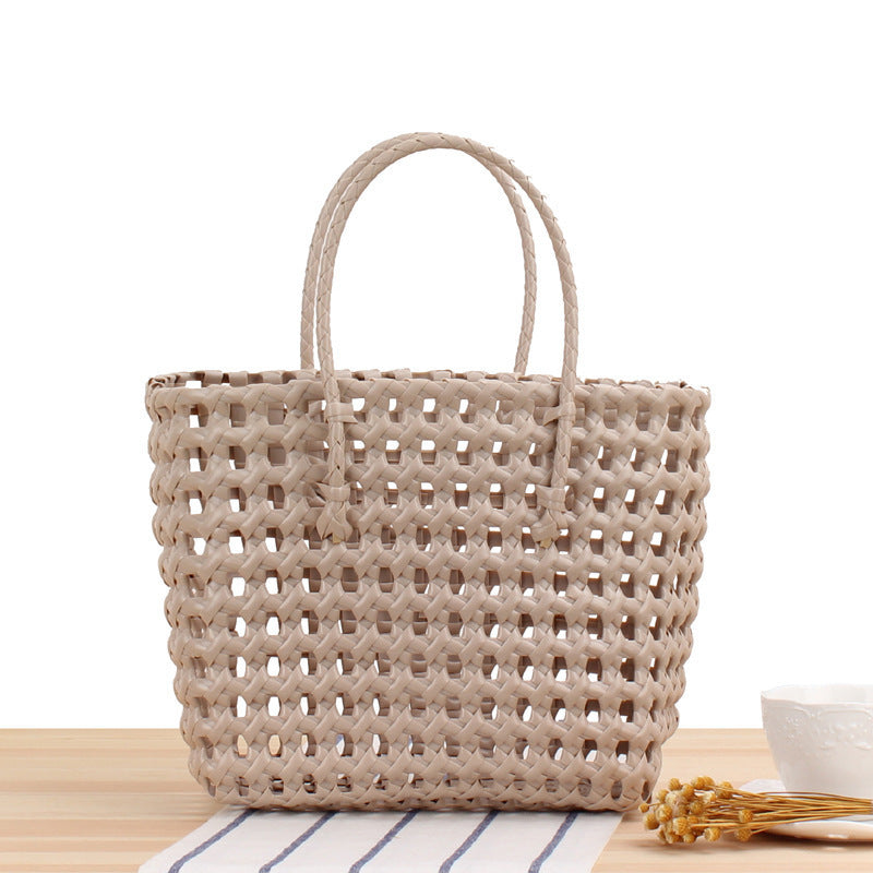 Handcrafted basket bag with unique structural design Bowlift