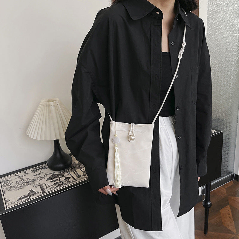 Elegant Textured Mini Crossbody Bag Bowlift