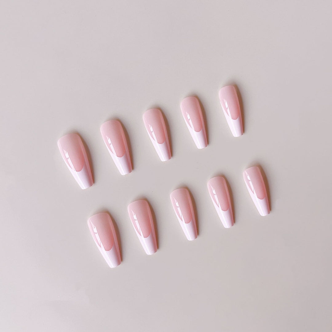 Acrylic nail set in stylish French Design Bowlift