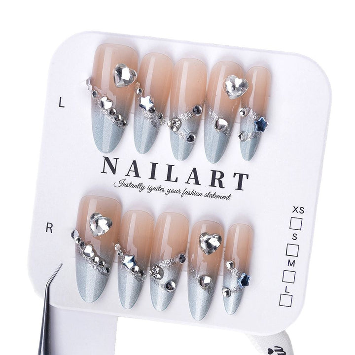 Artificial nails with elegant ombre finish Bowlift