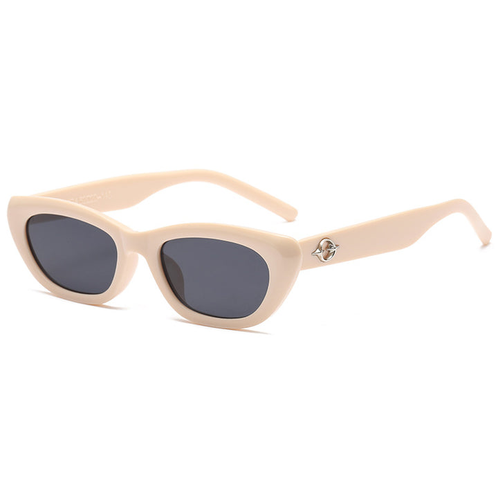 Women's Cat-Eye Sunglasses with Elegant Transparent Frame and UV Protection Bowlift