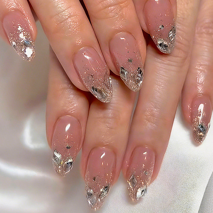 Artificial nail set with elegant glitter design Bowlift