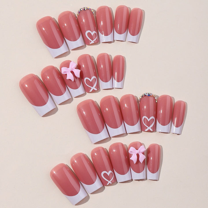 Shiny and creative nail art Bowlift