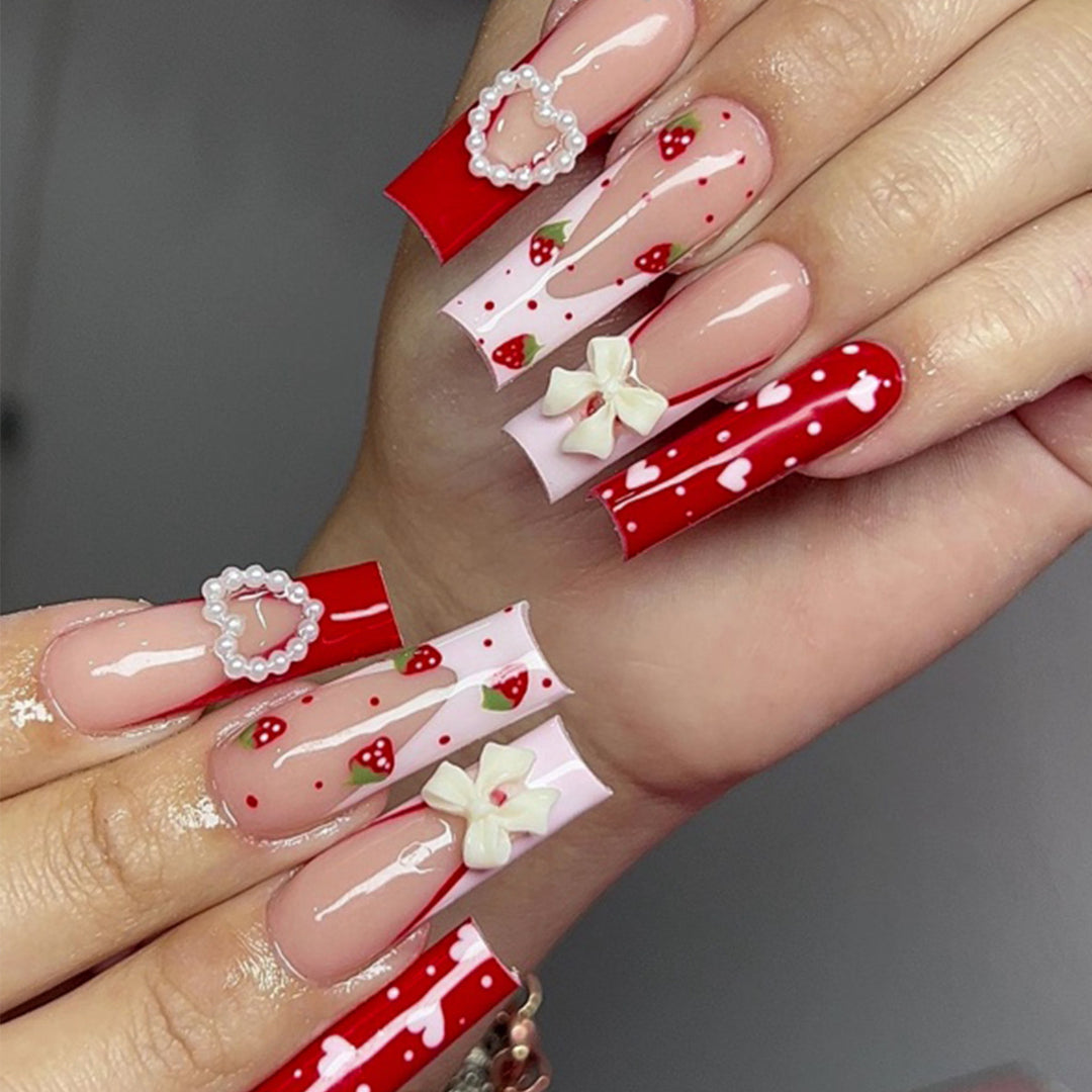 Decorative 3D Strawberry Nail Art Extensions Bowlift