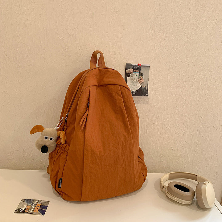 Backpack with Functional Design and Practical Pockets Bowlift