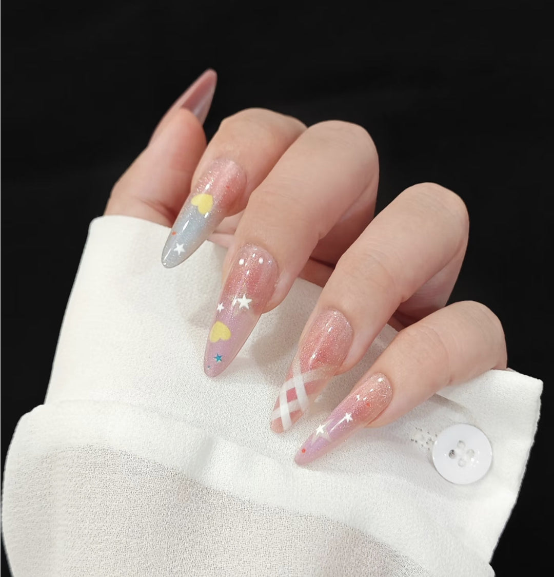 Crystal Embellished Press-On Nails Bowlift