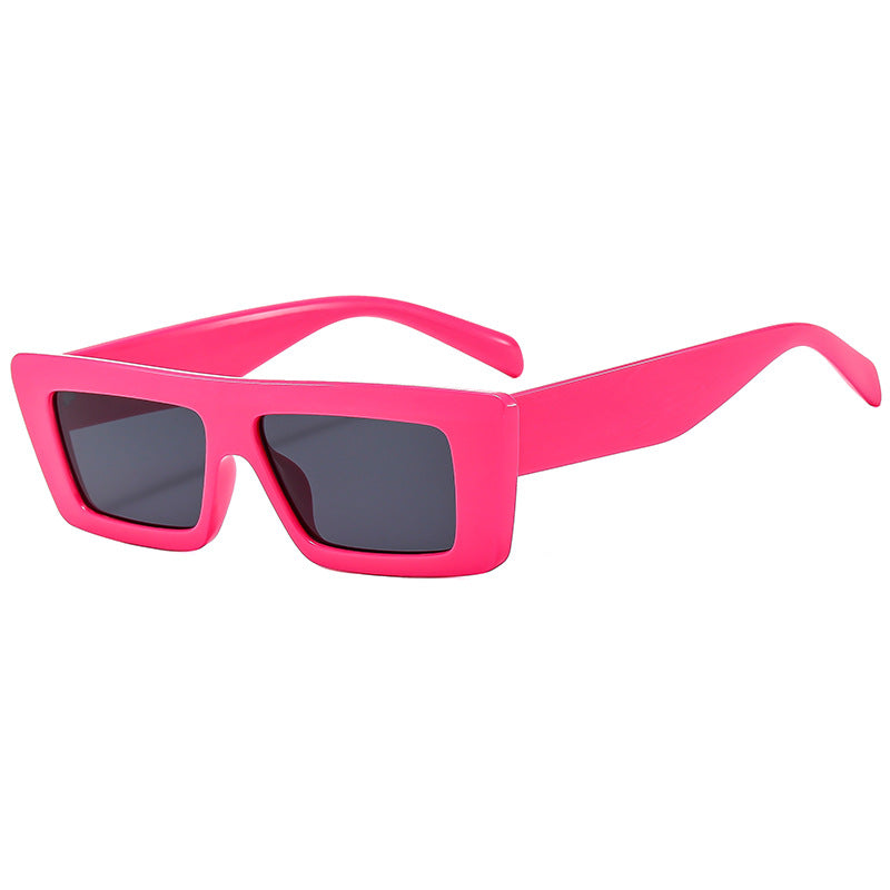 Ladies fashionable rectangular sunglasses in modern design Bowlift