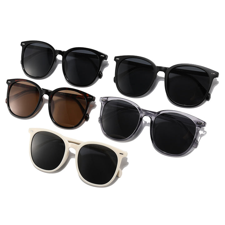 Women's fashionable sunglasses in a unique design with UV protection Bowlift