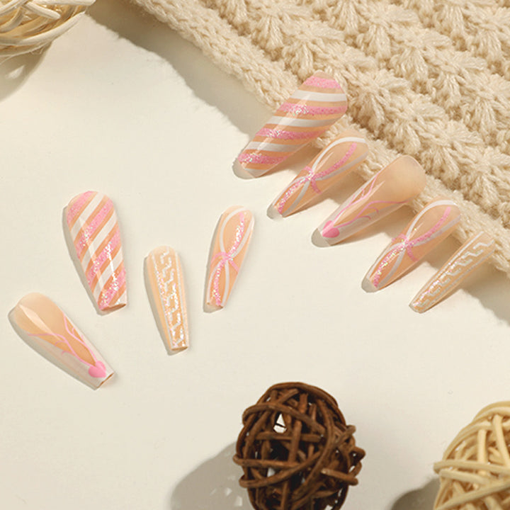 Translucent artificial nails with delicate patterns Bowlift