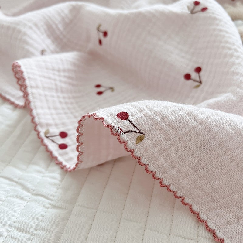 Unisex soft muslin blanket with cherry-shaped embroidery Bowlift