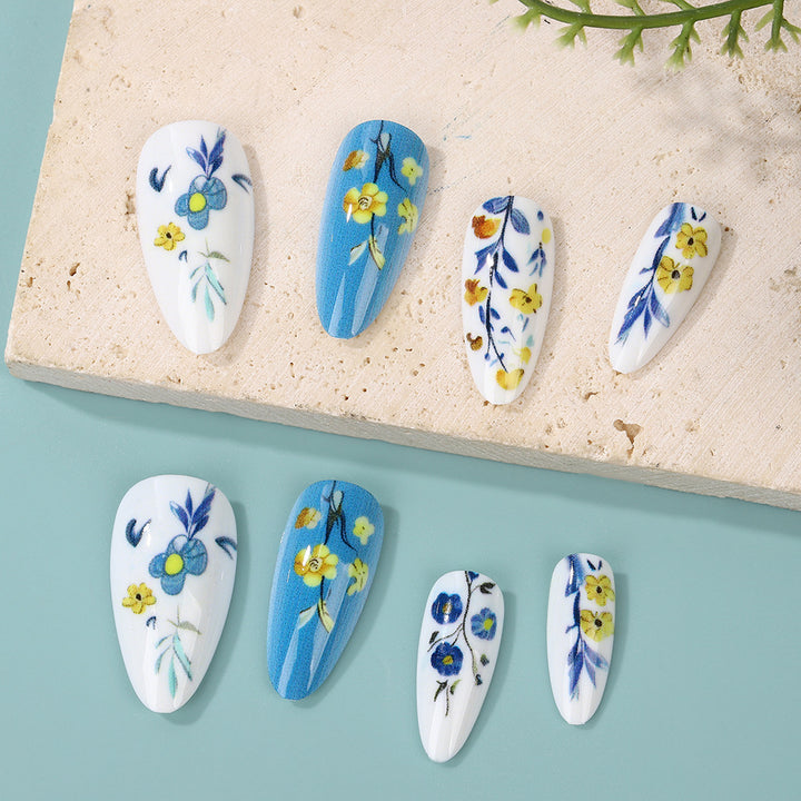 Artificial nails with floral patterns Bowlift