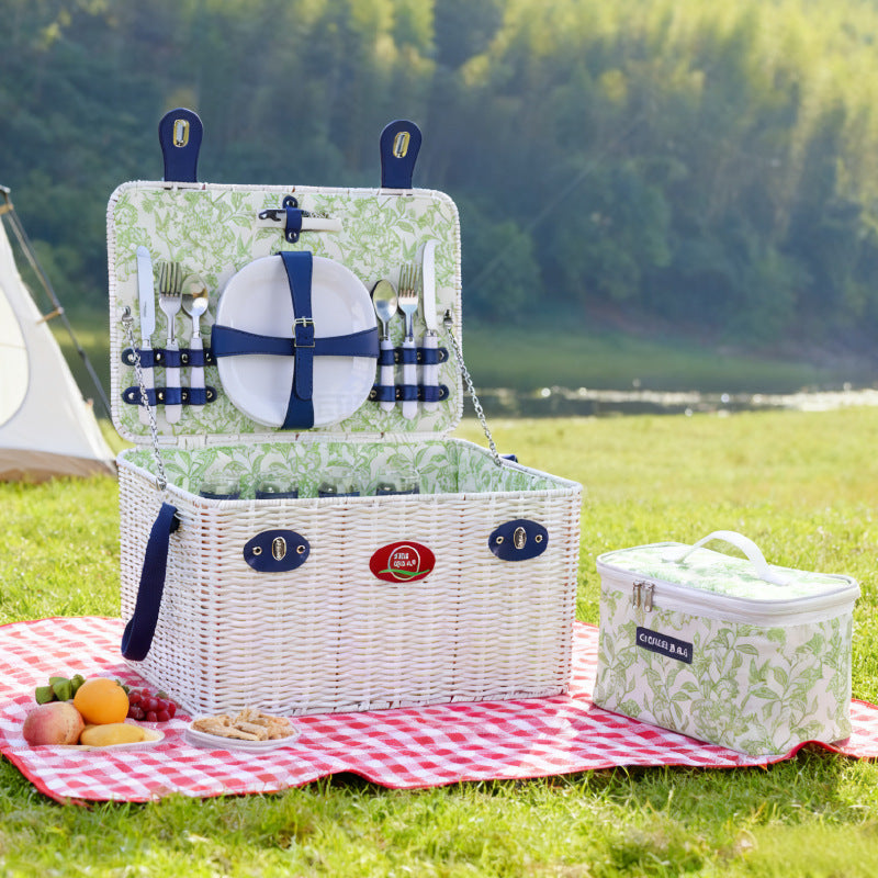 Women’s picnic basket with integrated dish set Bowlift