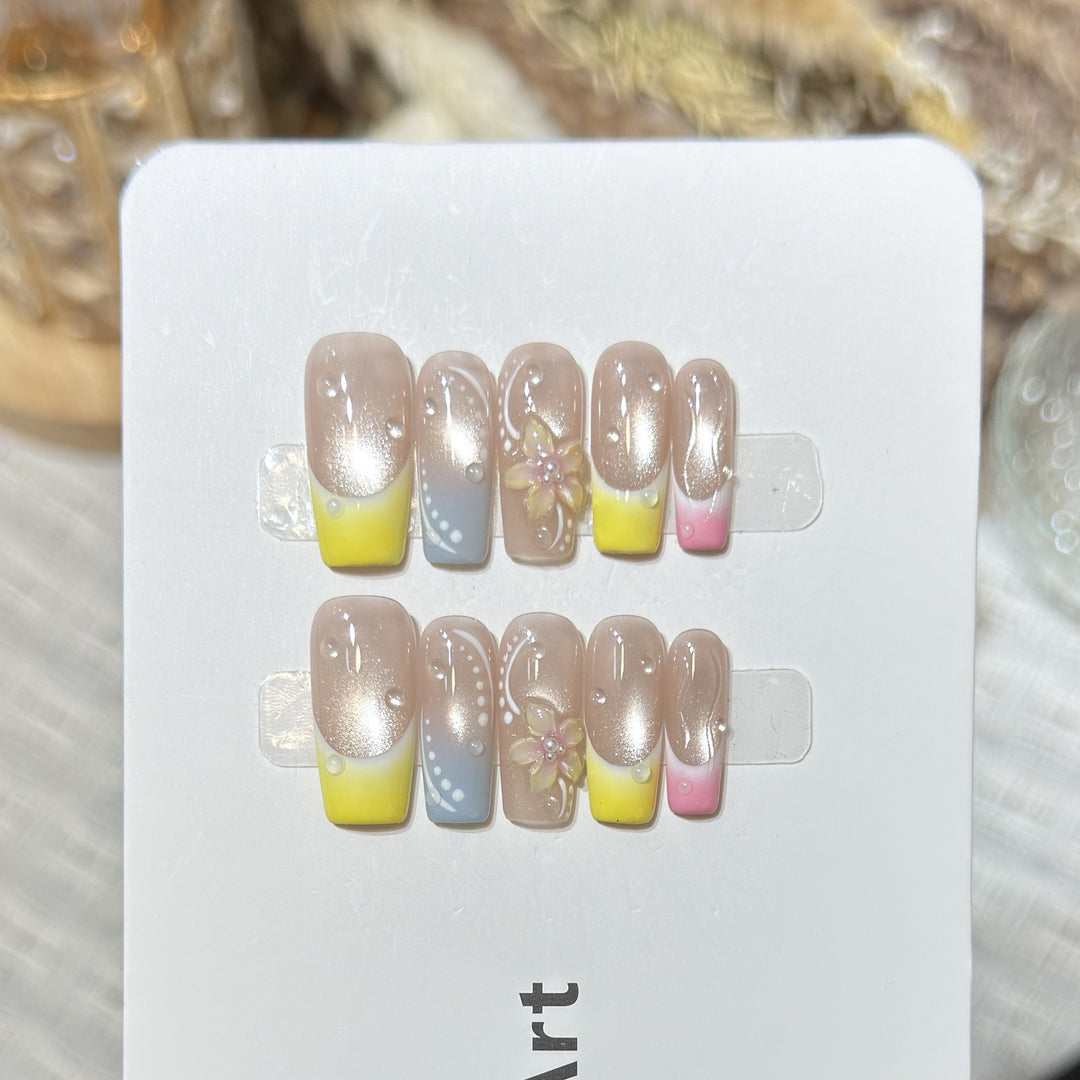 Artistic Floral Design Press-On Nail Set Bowlift