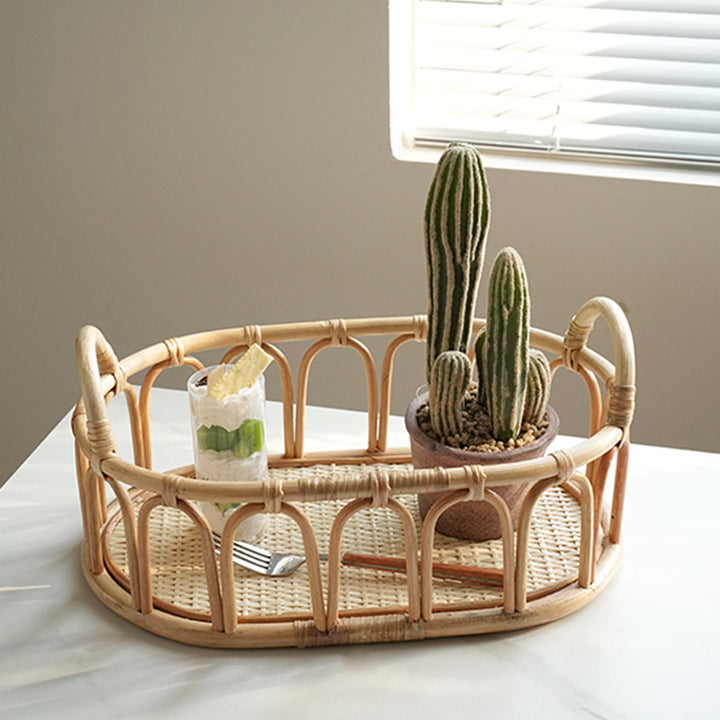 Women's oval rattan serving basket Bowlift