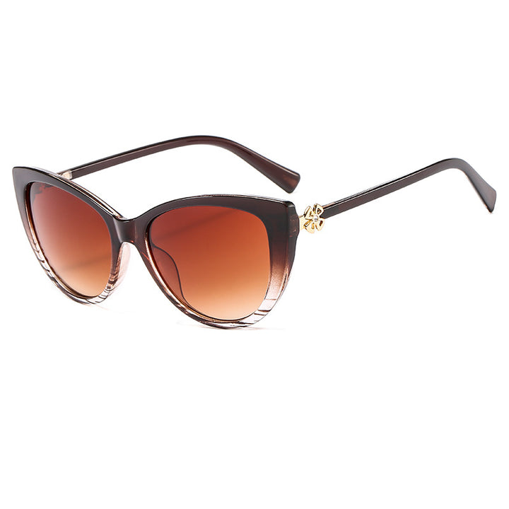 Vintage Cat-Eye Sunglasses Chic Design
