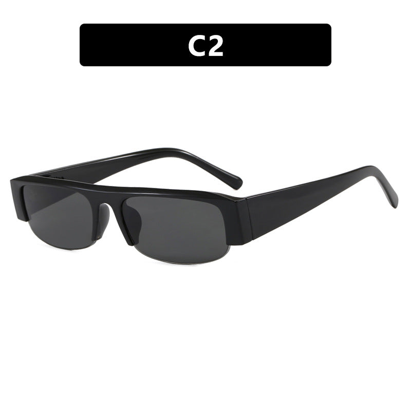Ladies trendy sunglasses with thick frame and protective lenses Bowlift