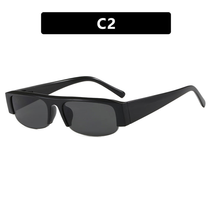 Ladies trendy sunglasses with thick frame and protective lenses Bowlift