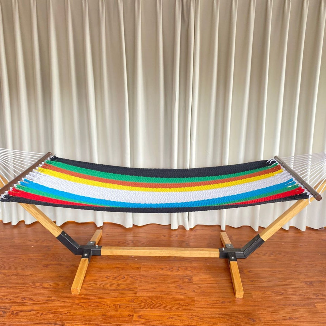 Woven cotton hammock with wooden spreader bars and freestanding stand Bowlift