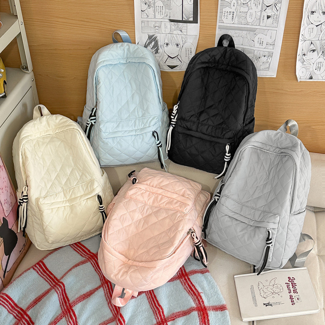 Durable everyday backpack with multiple compartments Bowlift