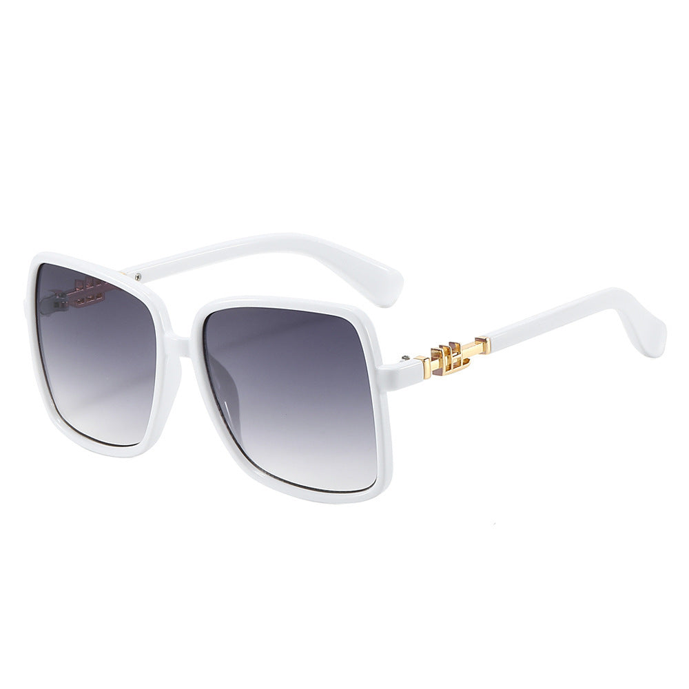 Ladies sunglasses with large frame and gradient Bowlift