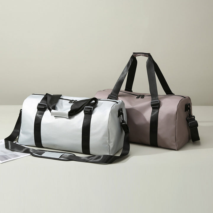 Sporty Travel Bag With Water-Repellent Material And Multiple Compartments Bowlift
