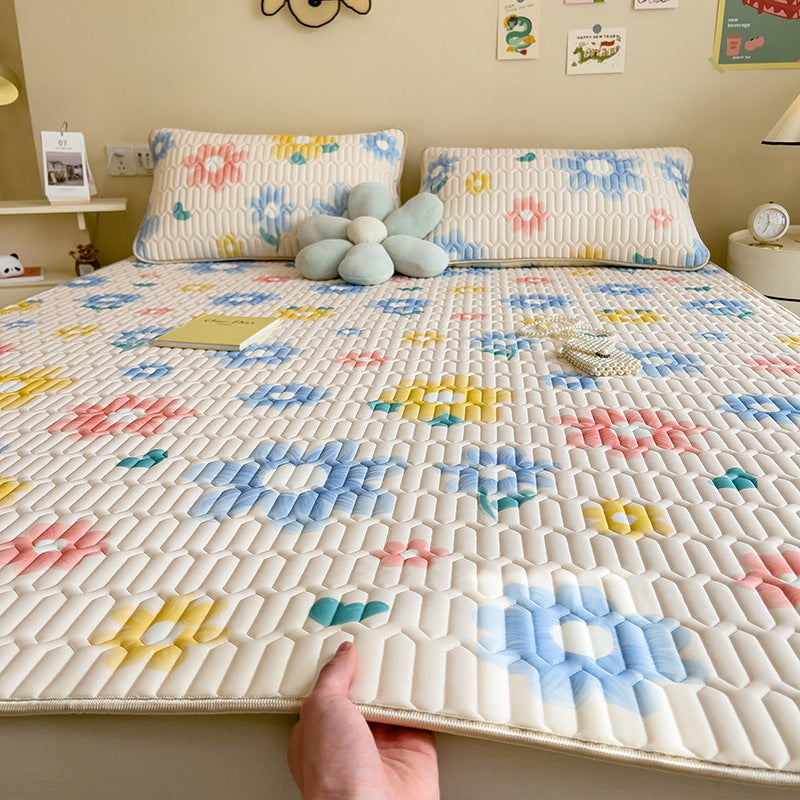 Playful Rabbit-Themed Quilted Bedspread Set