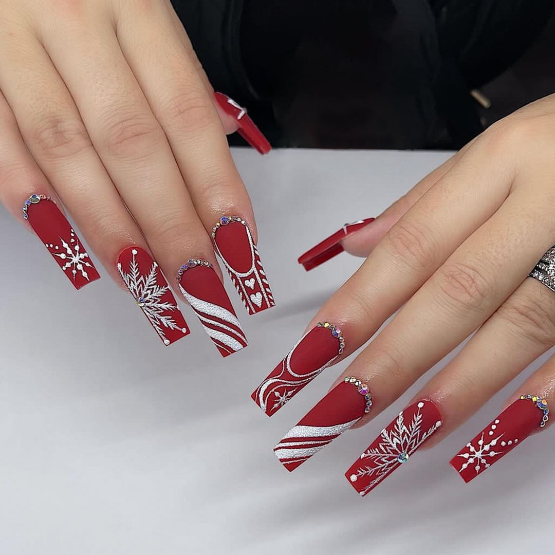 Festive Holiday Nail Art Design Bowlift