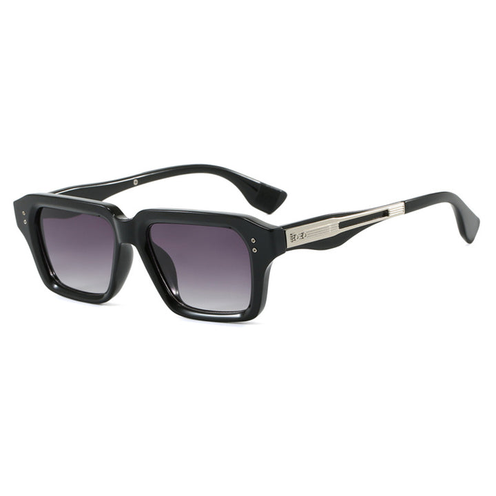Women's stylish square sunglasses with luxurious tortoiseshell pattern and durable frame Bowlift