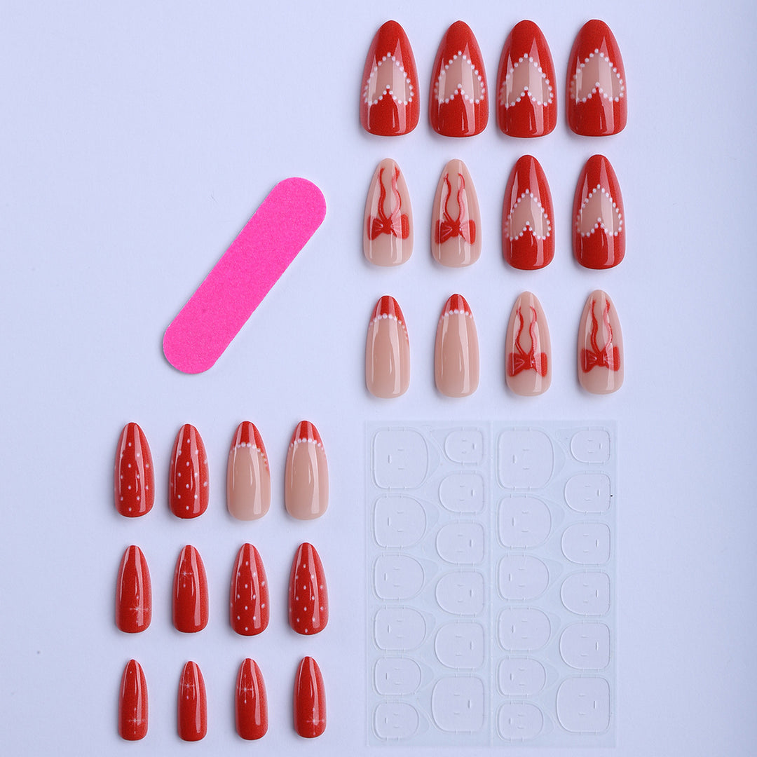 Artificial nails with festive Christmas design Bowlift