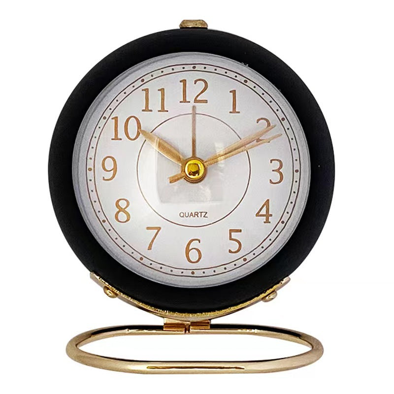 Vintage Desk Clock in Elegant Retro Design Bowlift
