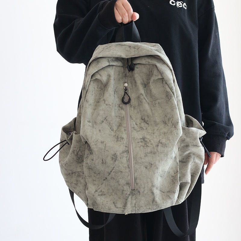 Versatile Multi-Pocket Commuter Backpack Bowlift