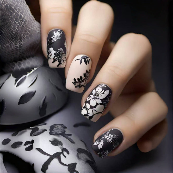 Artificial nails with floral matte design Bowlift