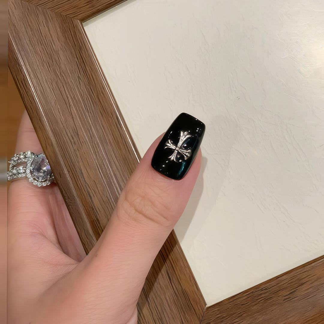 Creative nail tips with stylish star motif Bowlift