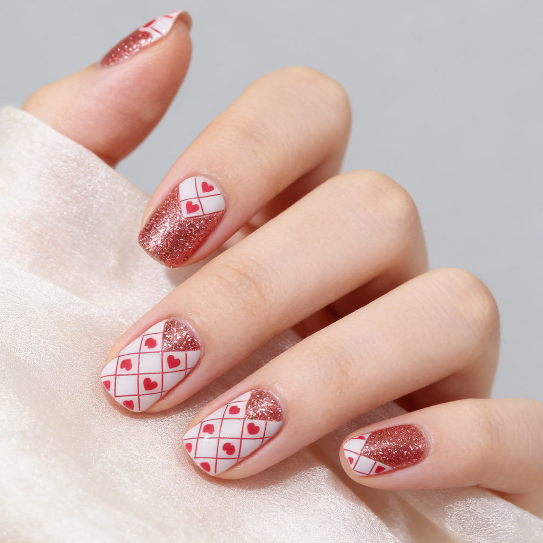 Stylish Heart-Patterned Nail Art Bowlift