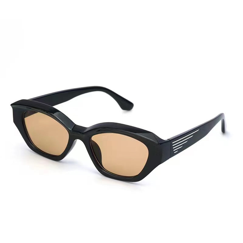 Women's designer sunglasses with distinctive polygonal frame and UV protection Bowlift