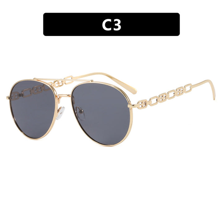 Women's striking sunglasses with luxurious chain detail and polarized lenses Bowlift