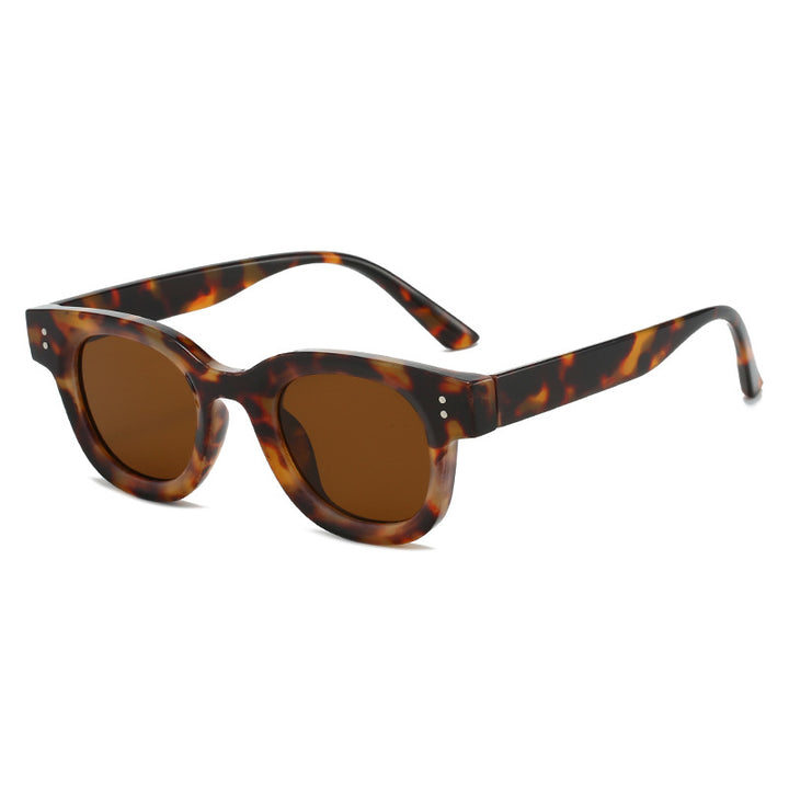 Women's fashionable sunglasses in timeless tortoiseshell pattern Bowlift
