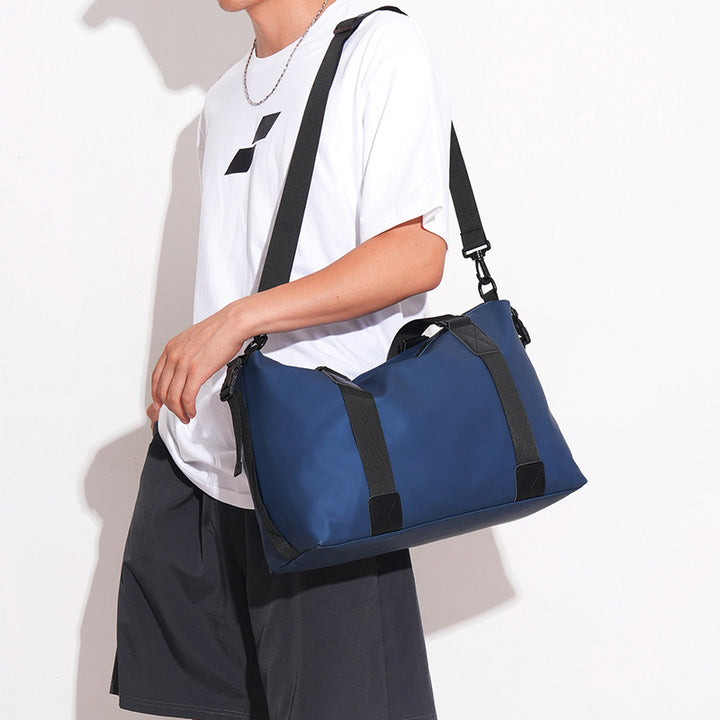 Multifunctional Sport Duffel Bag with Water-Repellent Material and Sturdy Carry Handles Bowlift