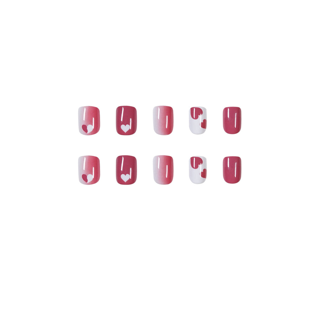Creative nail art with heart motif and high-gloss finish Bowlift