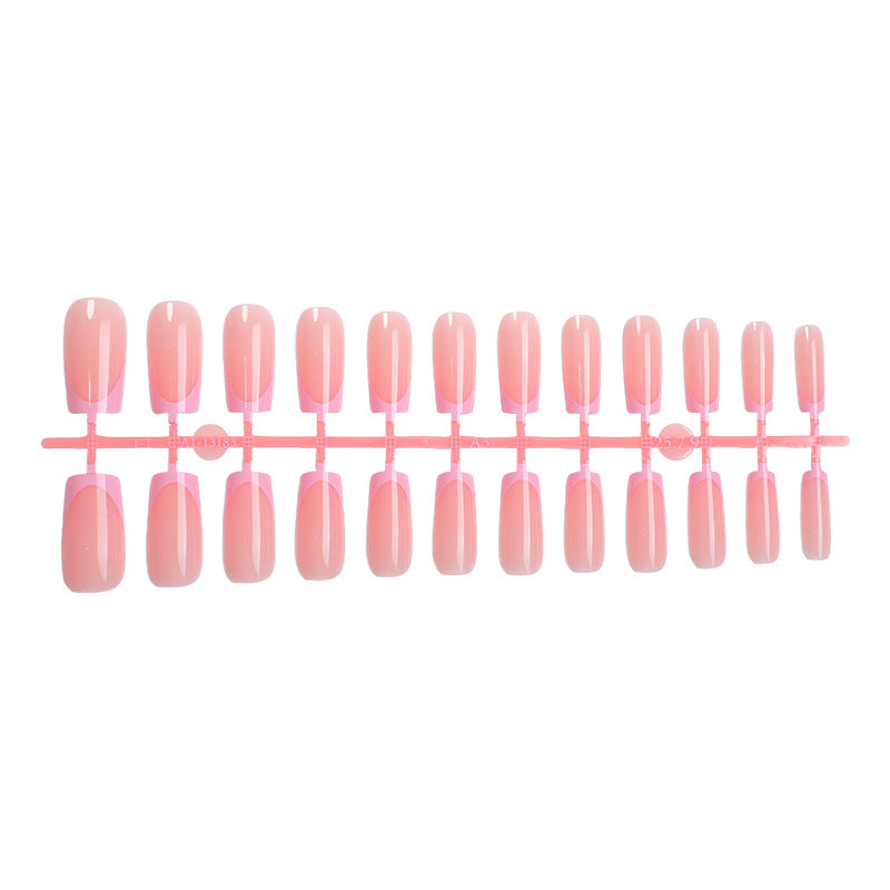 Artificial nail set with French tips Bowlift