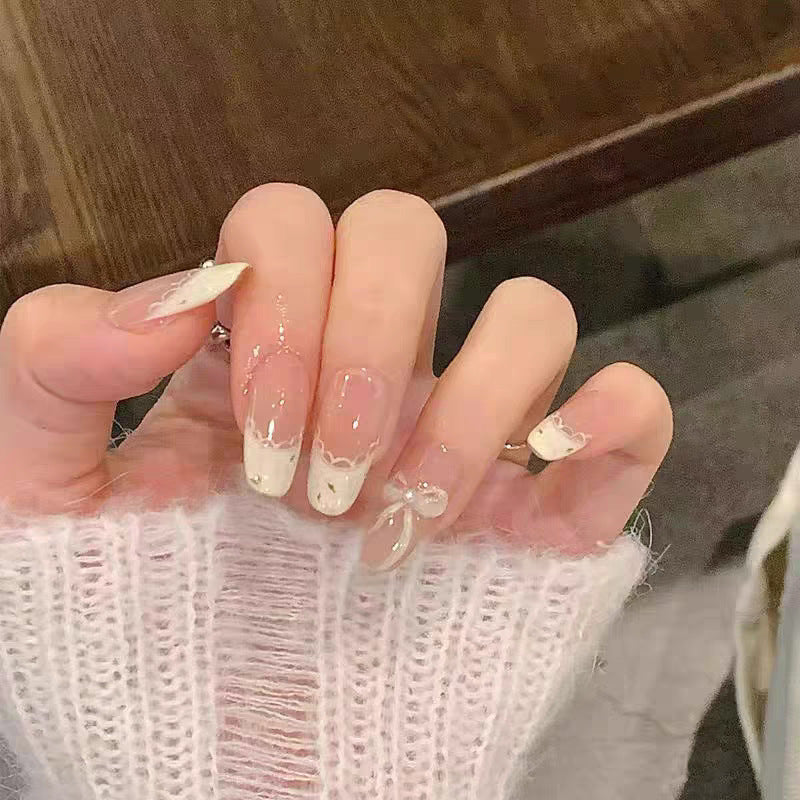Decorative Floral Press-On Nails Bowlift