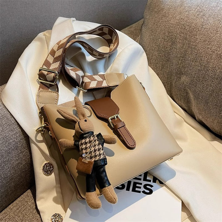 Versatile Chic Crossbody Bag Bowlift