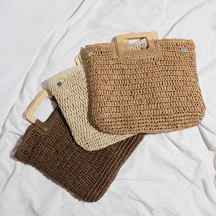 Basket bag with stylish wooden handle Bowlift