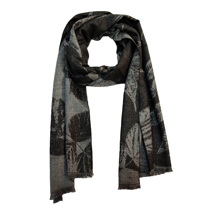 Women's elegant and versatile scarf made of high-quality viscose Bowlift