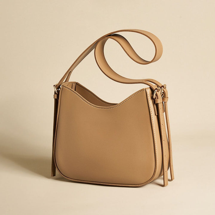 Minimalist Structured Handbag Bowlift